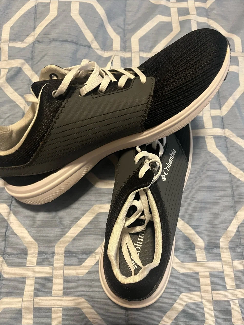 Columbia shoes for women’s, NWOT